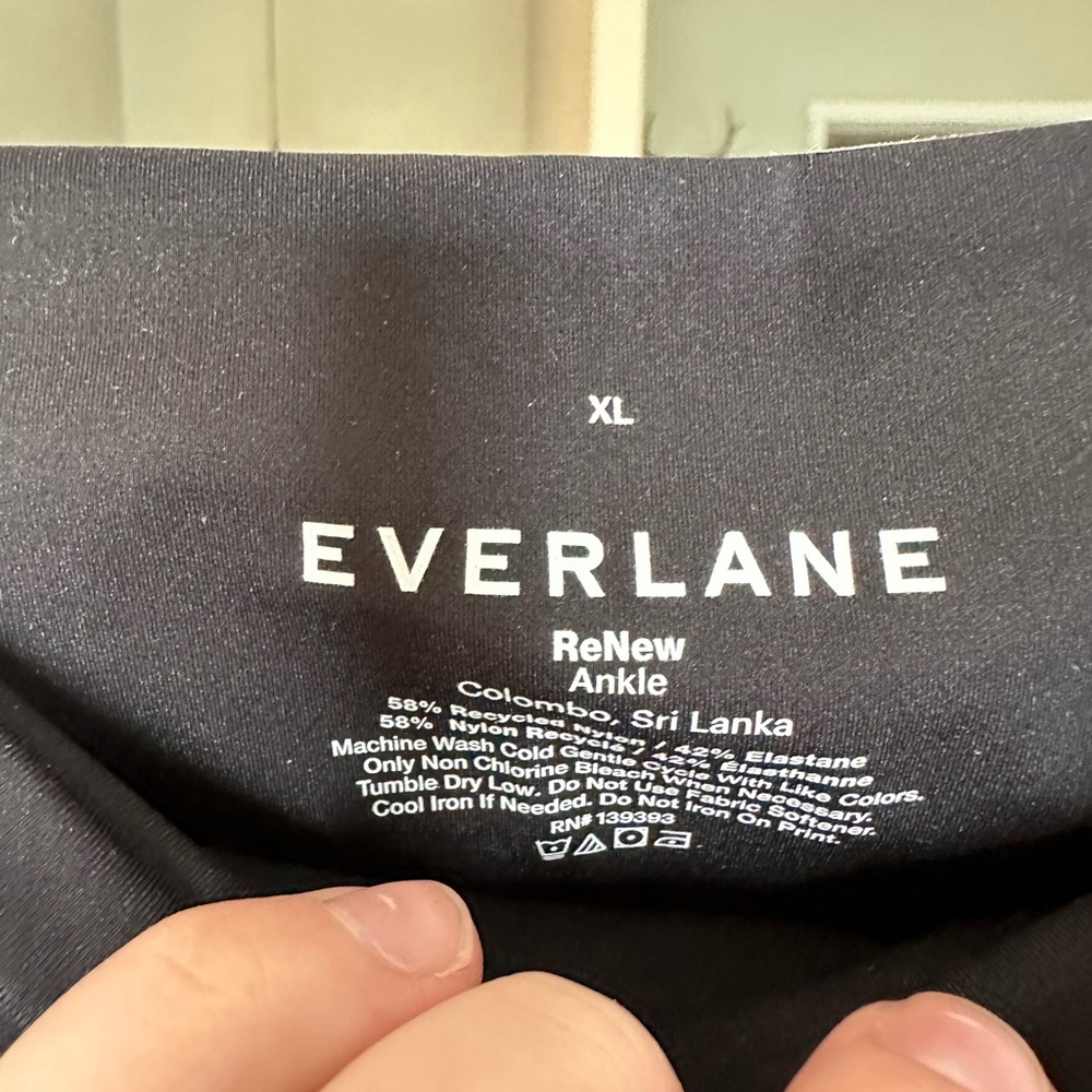Everlane Renew Ankle High Rise Black Active Leggings Size XL - Picture 2 of 3